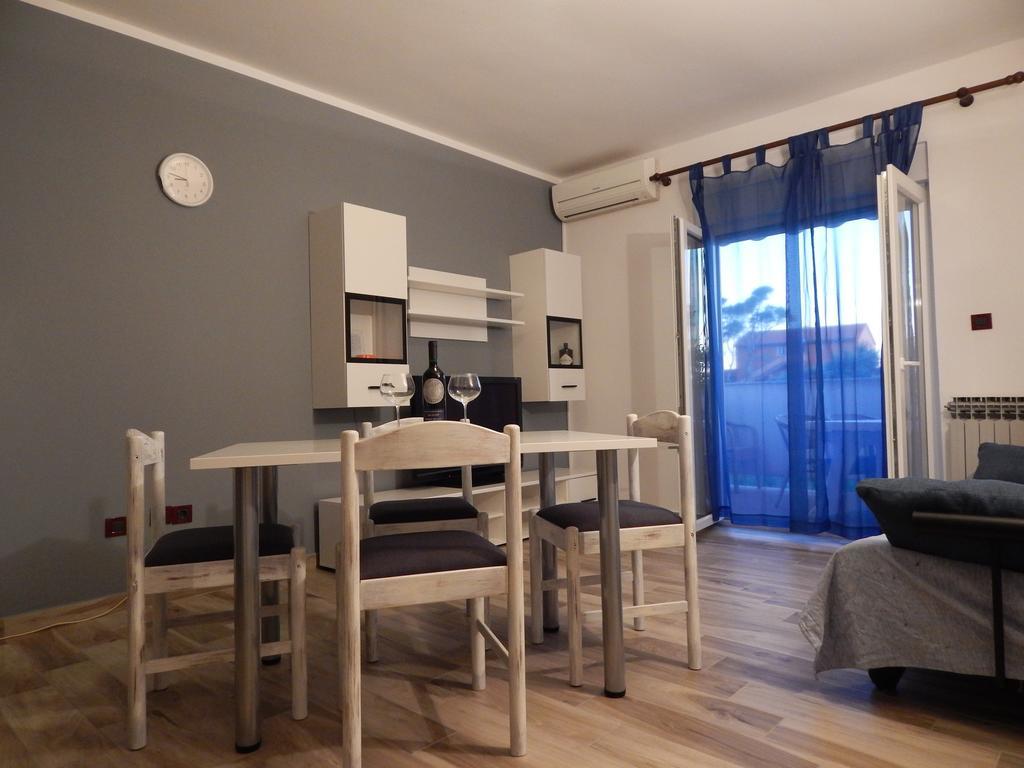Martina Apartament *